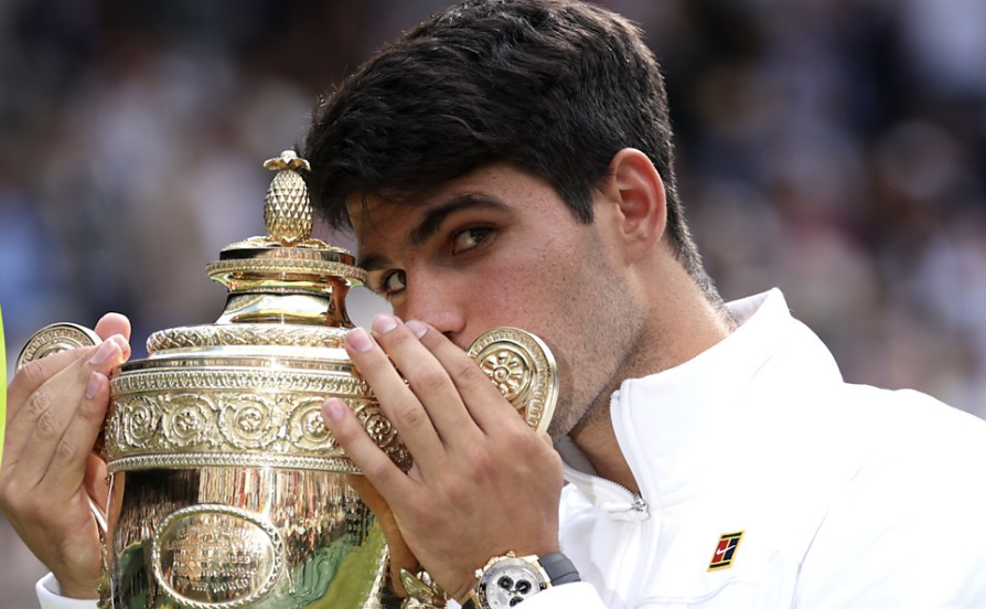 Carlos Alcaraz beats  Novak Djokovic to retain Wimbledon title