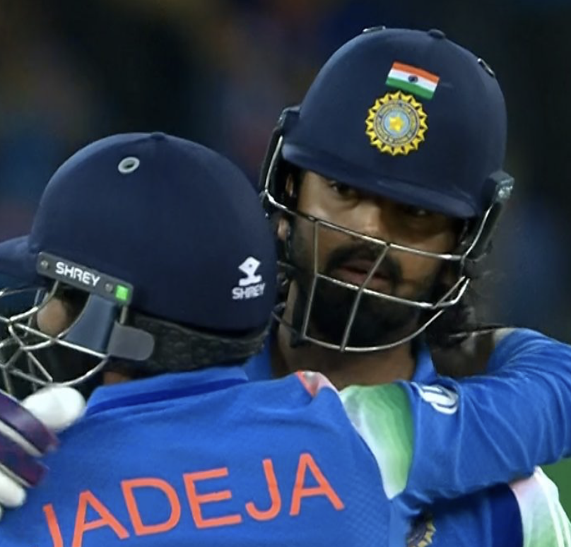 India reaches Champions Trophy Finals