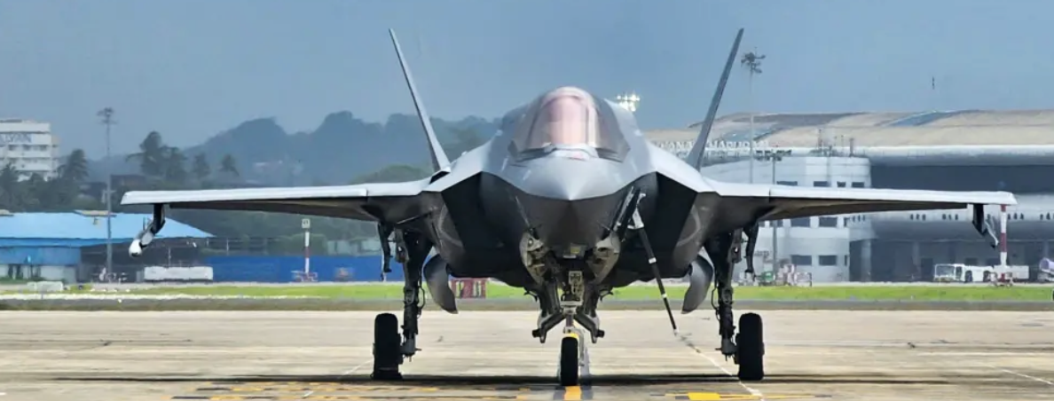 F35B stranded at Kerala airport