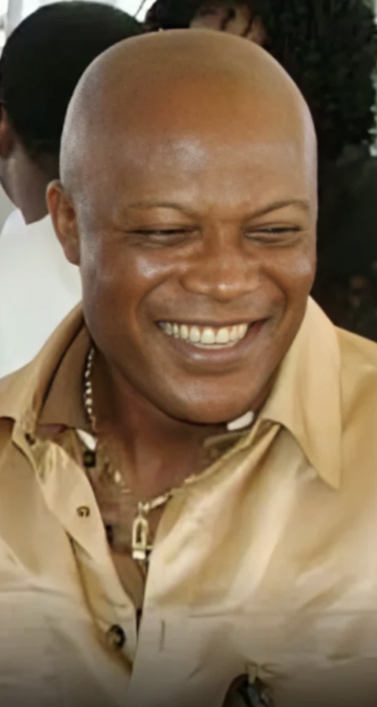 Deception and $242million fake airport scam Deception and $242million fake airport scam