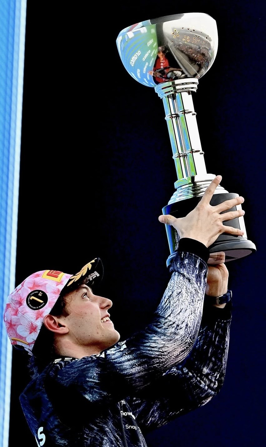 Kimi Antonelli (19) wins Japanese Grand Prix Kimi Antonelli (19) wins Japanese Grand Prix